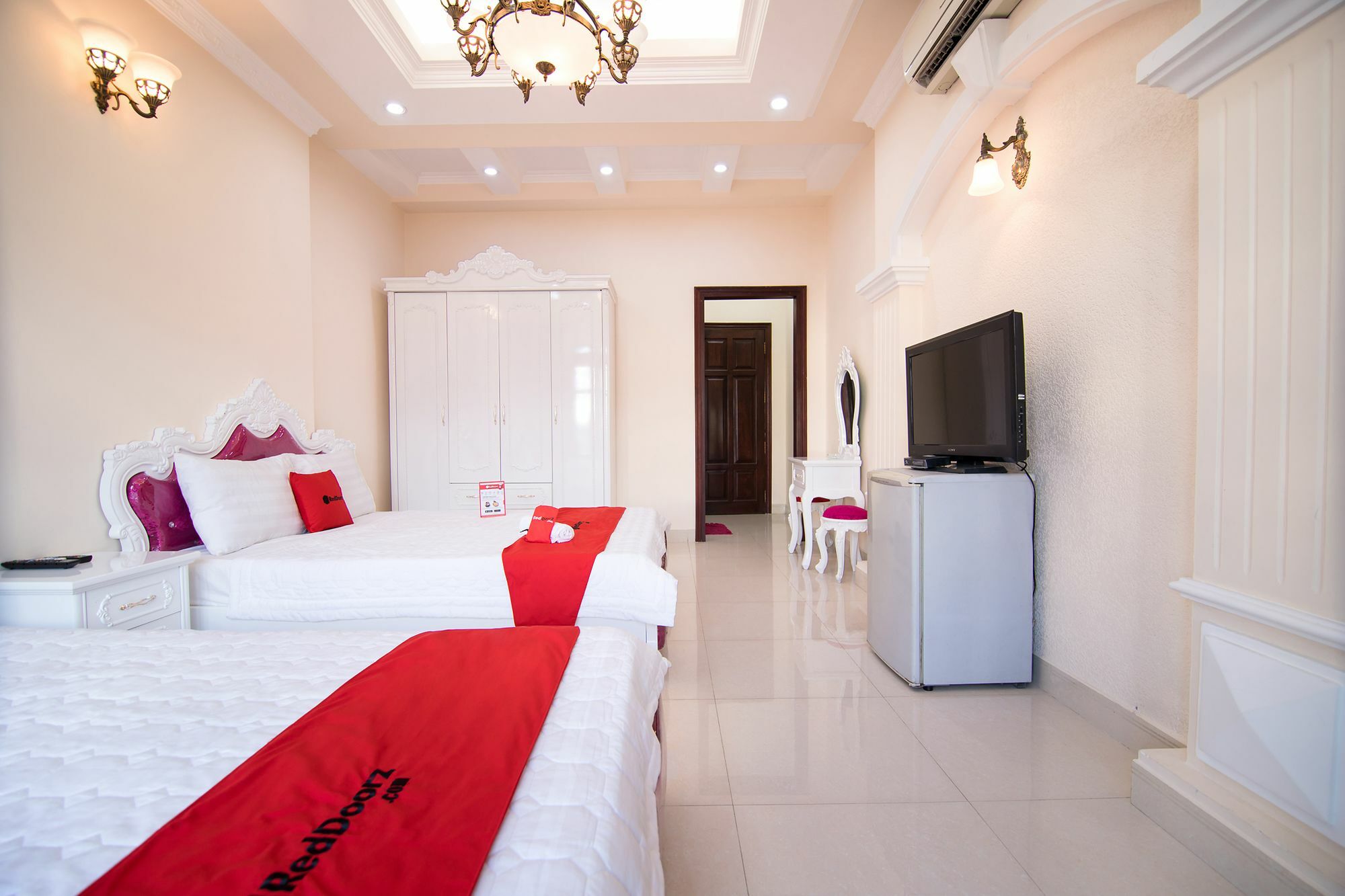 胡志明市 Reddoorz Near Pico Plaza Cong Hoa酒店 外观 照片