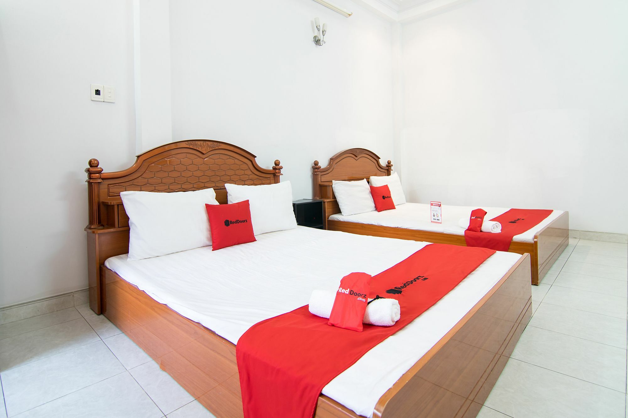 胡志明市 Reddoorz Near Pico Plaza Cong Hoa酒店 外观 照片