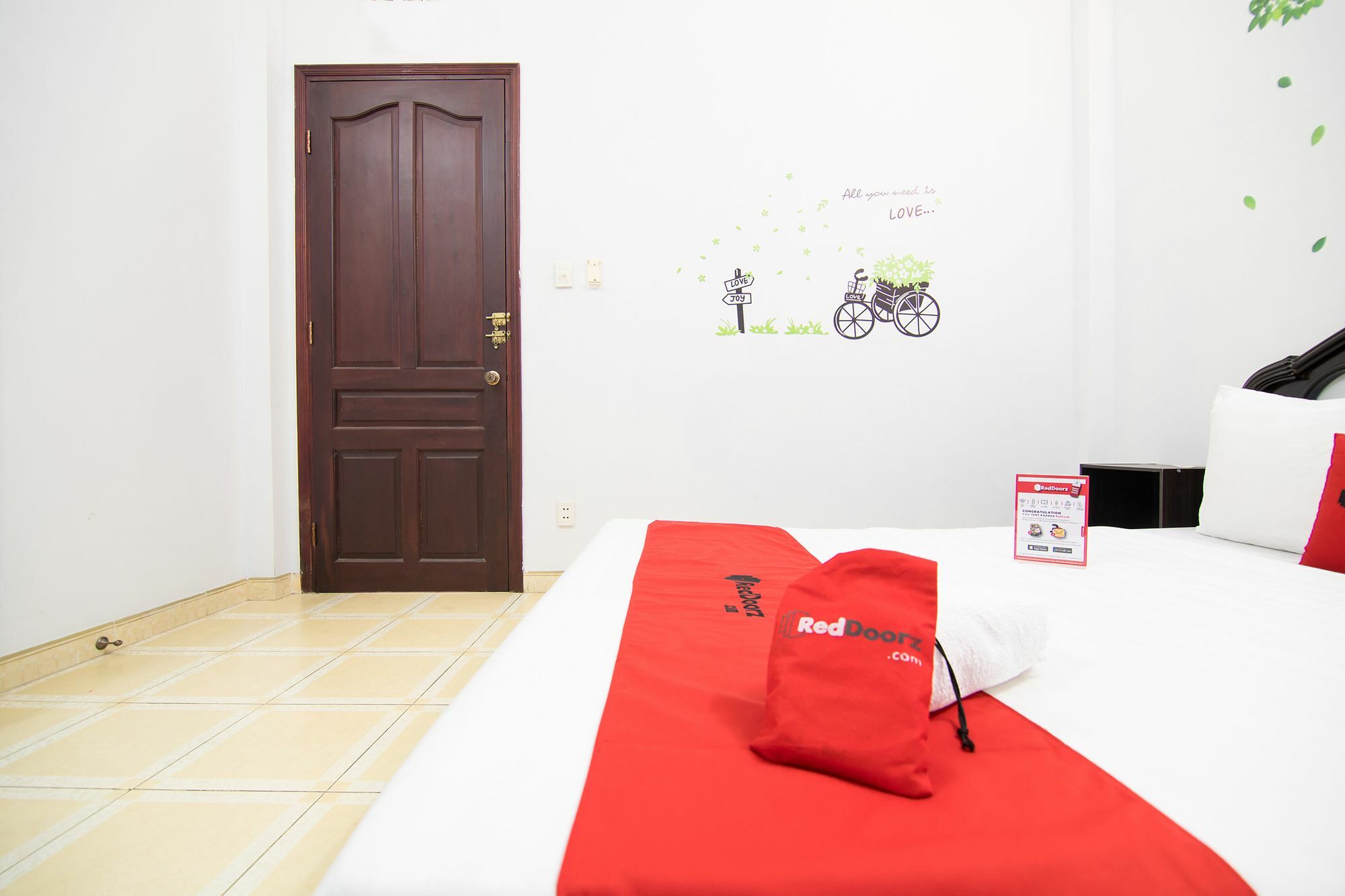 胡志明市 Reddoorz Near Pico Plaza Cong Hoa酒店 外观 照片