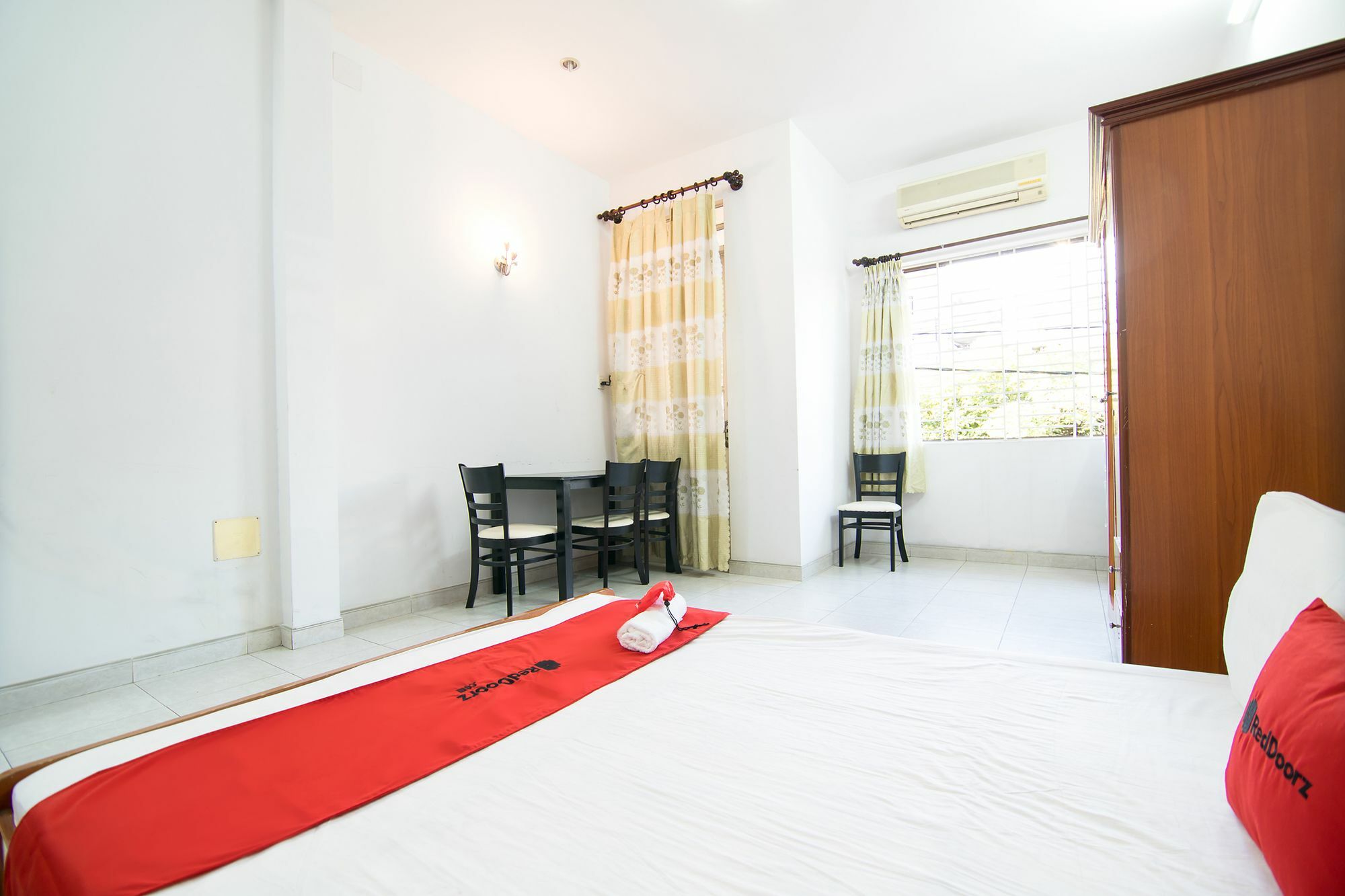 胡志明市 Reddoorz Near Pico Plaza Cong Hoa酒店 外观 照片